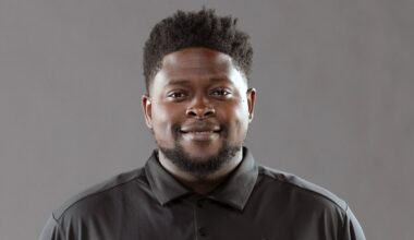 Texas hires Kwahn Drake as assistant DL coach