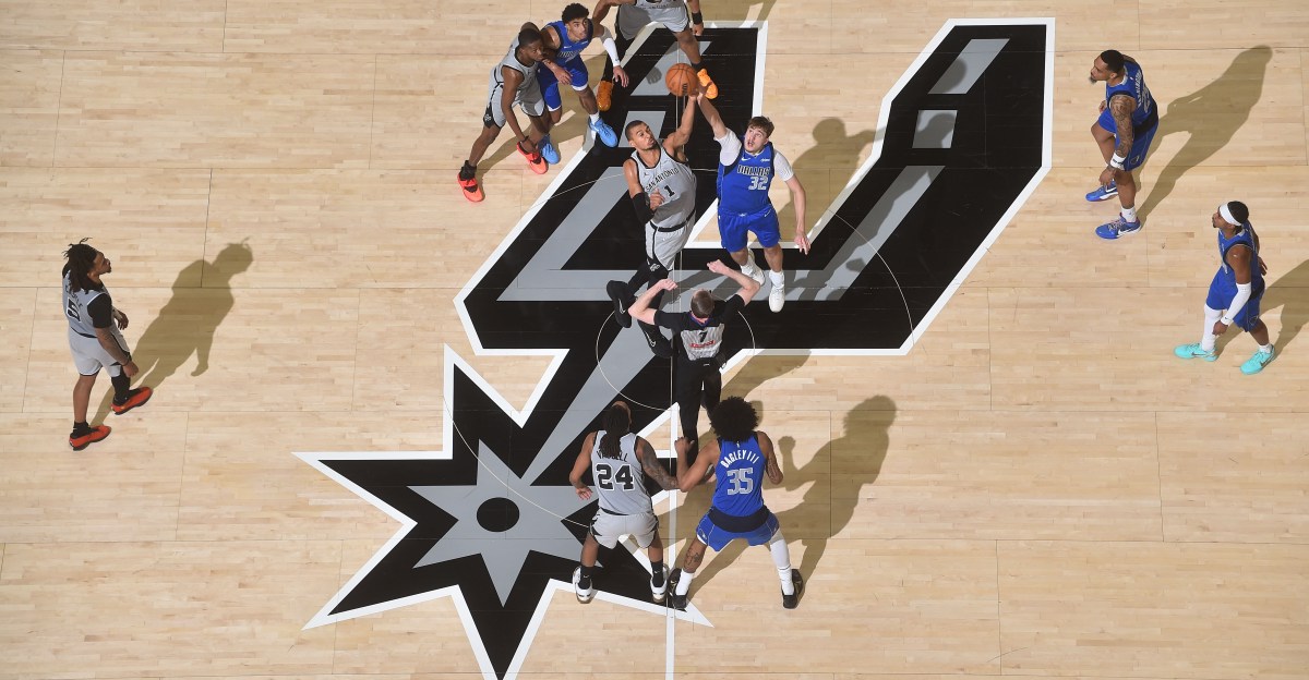 Mavericks vs Spurs Final Score: Dallas loses to San Antonio, 138-125