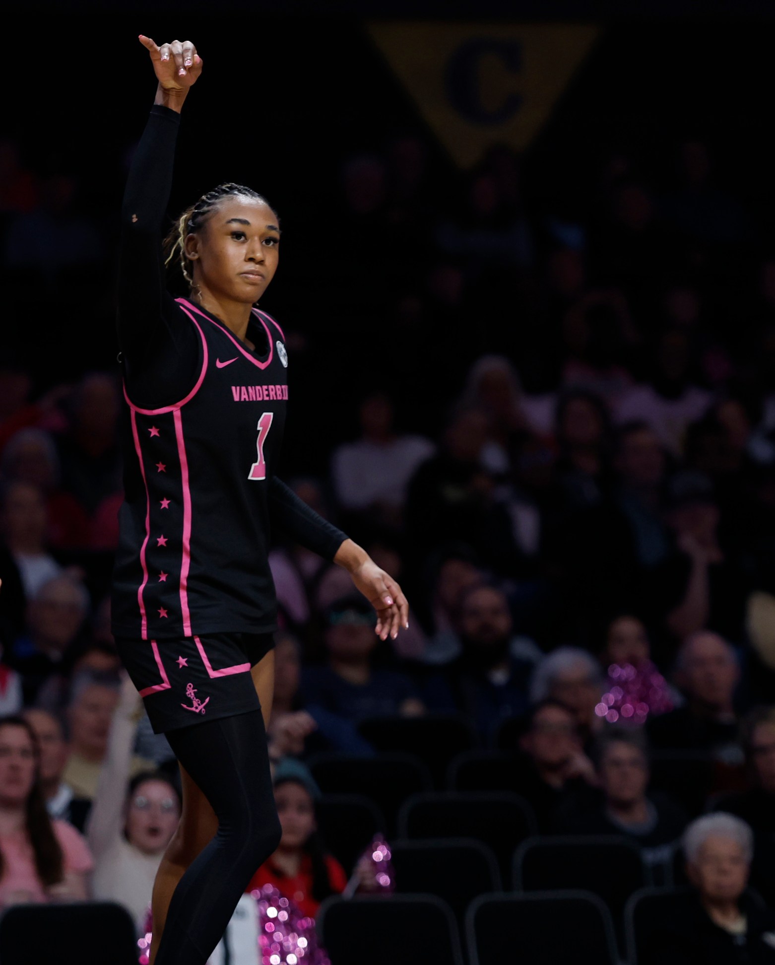 Mikayla Blakes celebrates a 3 during the third-straight game of scoring 30 points or more.