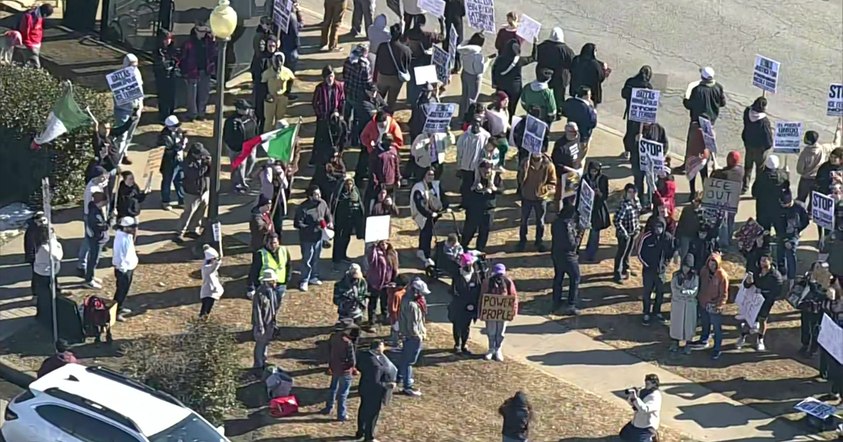 State school board members urge investigation into ICE school walkouts