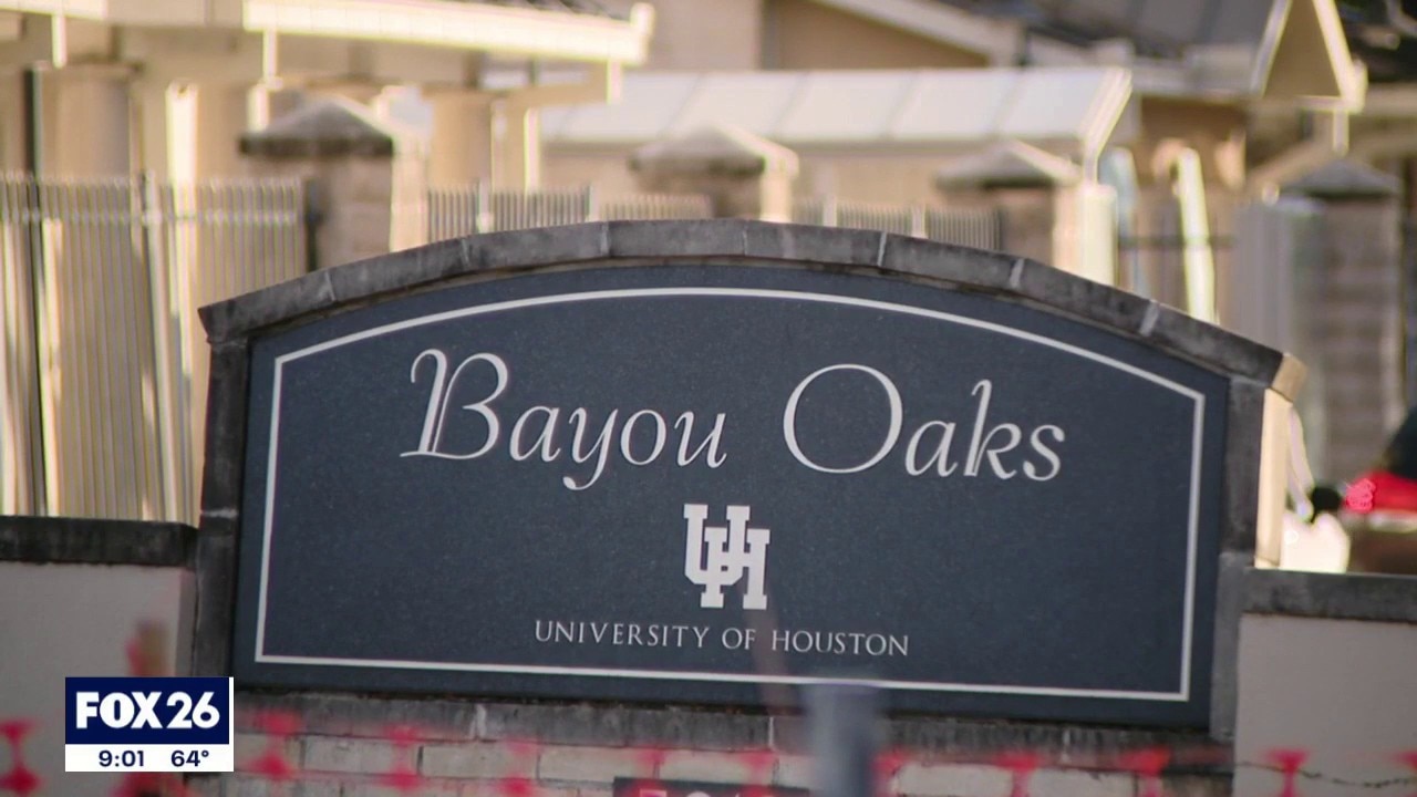 University of Houston Police investigate armed robbery near campus