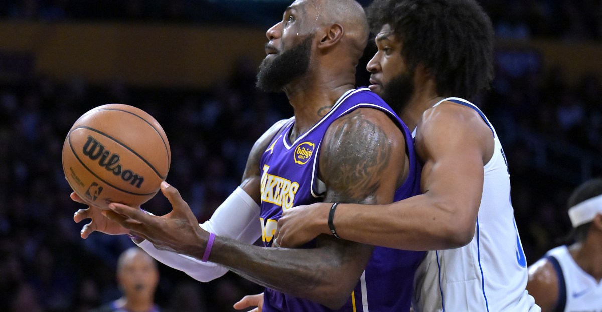 3 things from the Mavericks’ 124-104 loss at the Los Angeles Lakers