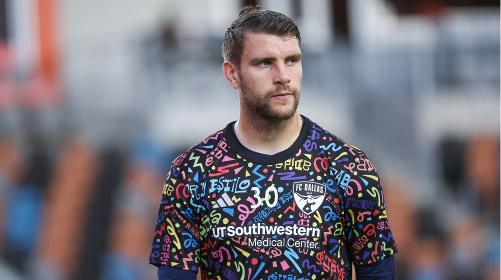 Maarten Paes joins Ajax - Indonesian goalkeeper joines from FC Dallas 