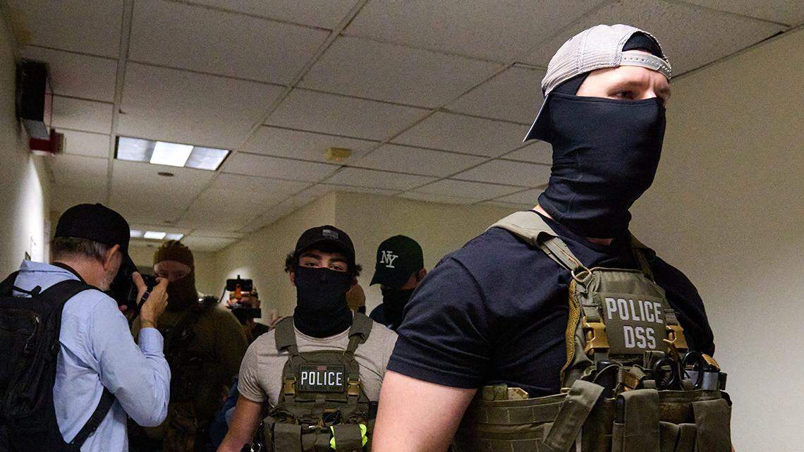 This reader has an idea of how to get immigration officers to unmask all on their own.