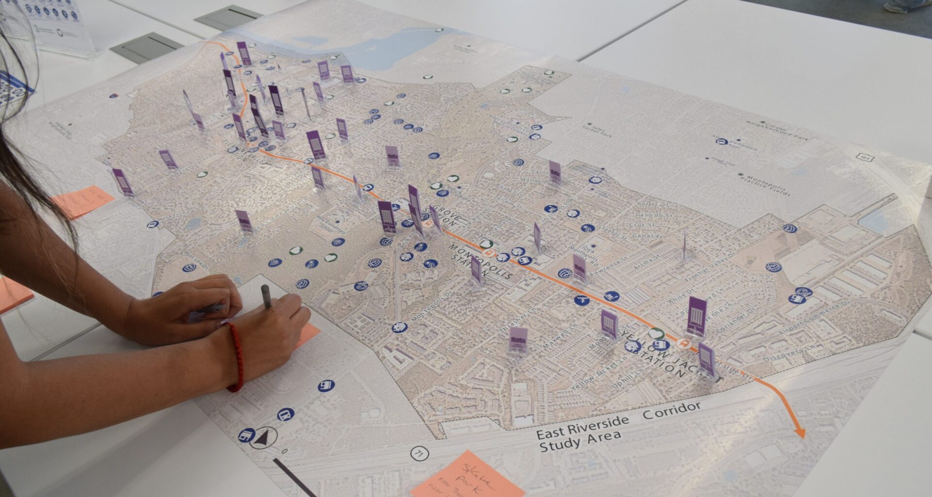 City Considers Future of Riverside • The Austin Chronicle