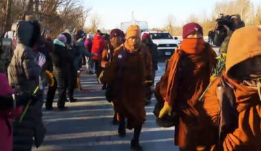 Monks on ‘Walk for Peace’ from Texas reach Northern Virginia – NBC4 Washington