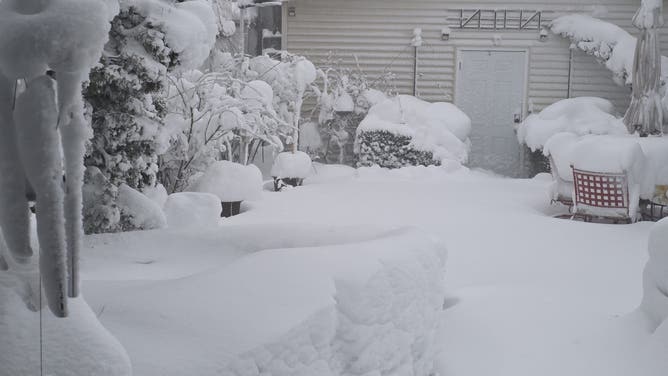 Historic blizzard brings nearly a foot of snow to Fairview, NJ