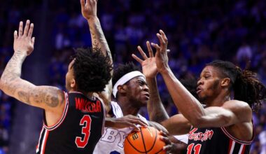 No. 8 Houston hands No. 16 BYU 4th straight loss