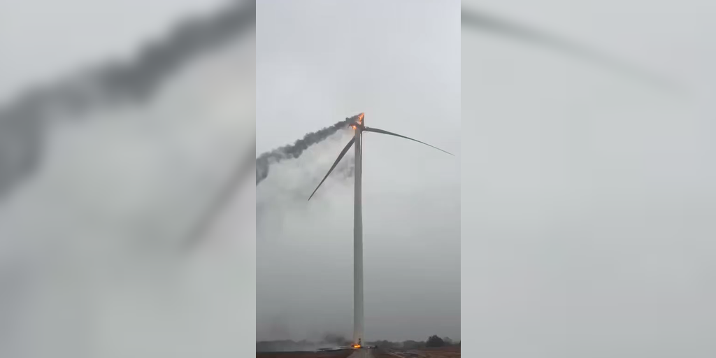 Video: Wind turbine catches fire after lightning strike in Texas