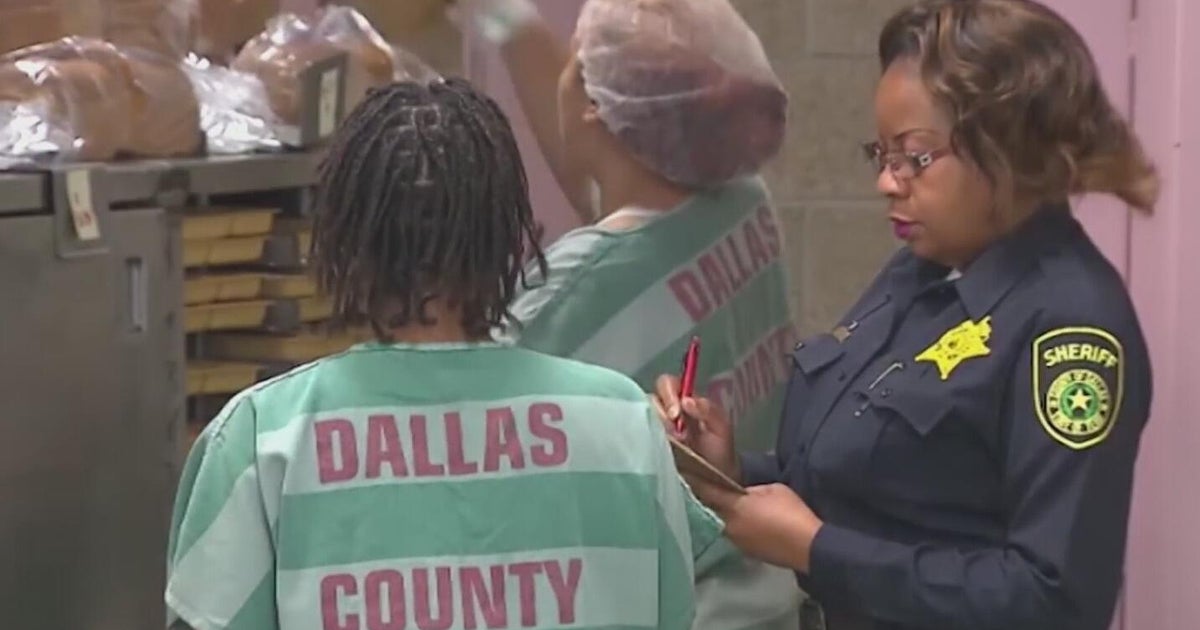Dallas, Tarrant County jails face staffing crisis with hundreds of guard vacancies