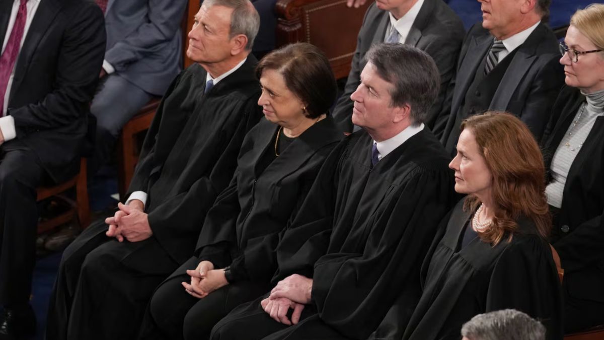 Trump avoids tariffs confrontation with Supreme Court justices – NBC 5 Dallas-Fort Worth