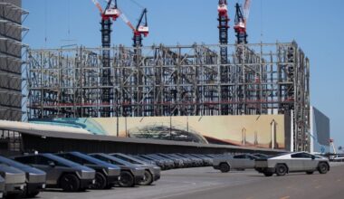 Elon Musk’s Dusty Texas Town Needs Some Law and Order