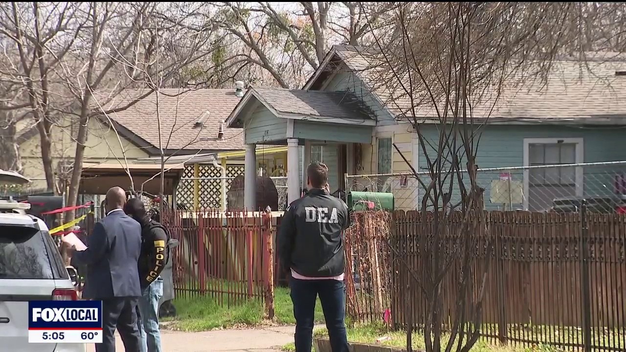 PREVIOUS COVERAGE: Dallas SWAT officers fatally shoot armed suspect