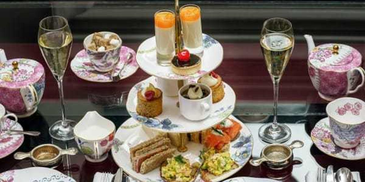 Tea Around Town bus tour draws negative criticism in SA