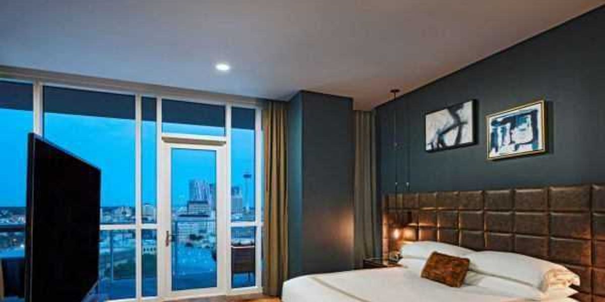 Downtown San Antonio's luxe Thompson hotel faces foreclosure