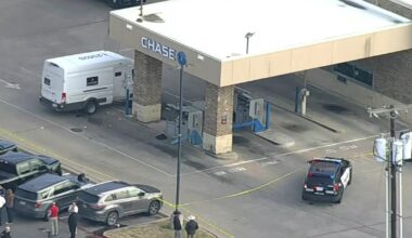 Questions raised about safety after guard shot at North Texas Chase Bank