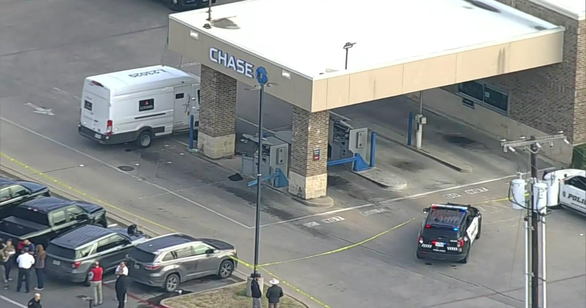 Questions raised about safety after guard shot at North Texas Chase Bank