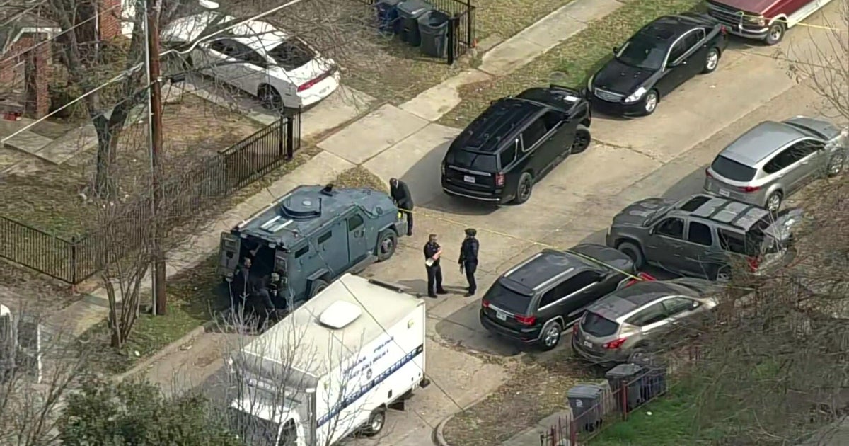 DPD officers shoot suspect while trying to execute a warrant in West Dallas, police say