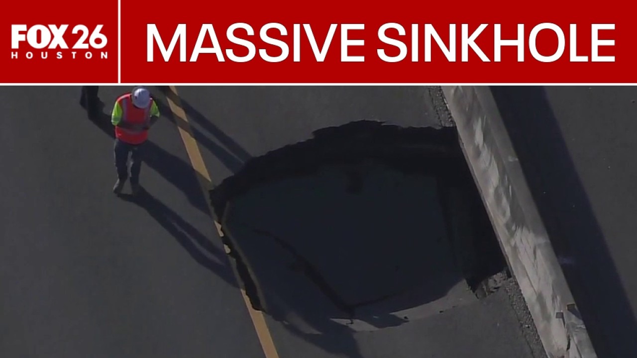 Massive sinkhole on Houston freeway shuts down multiple lanes