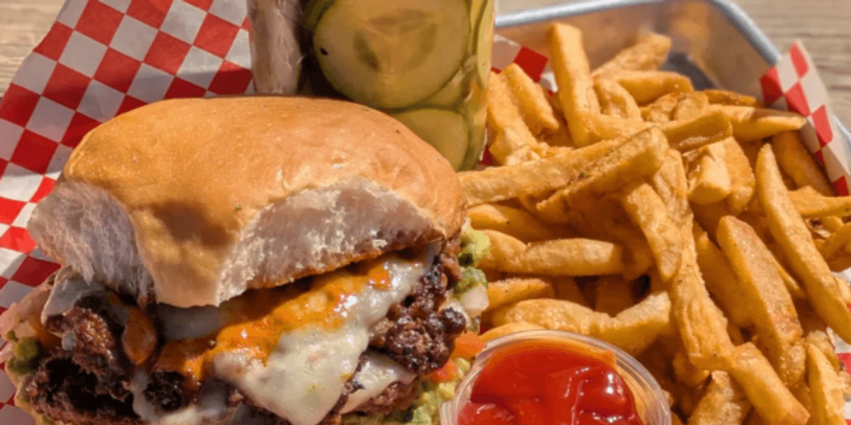 Unko Maui's Burgers locked out of Deco District home