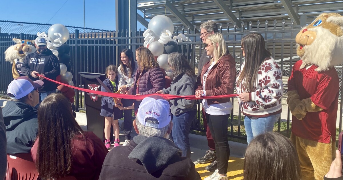 Calallen softball field named after three-time state championship coach