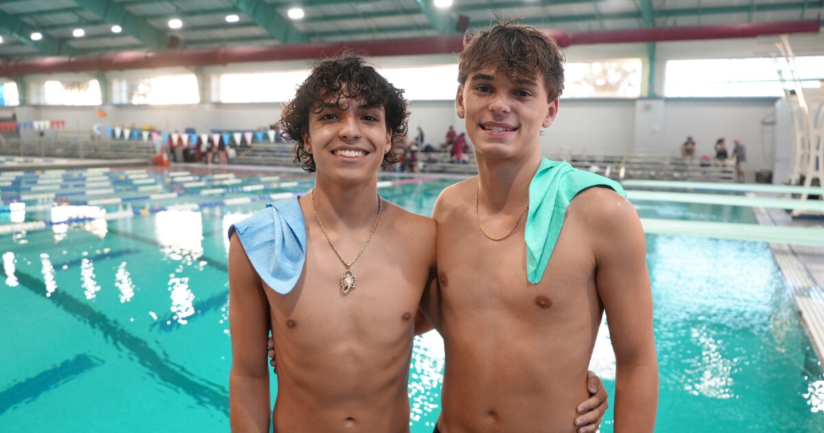 King's Westbrook and Perez, Flour Bluff's Hobbs advance to UIL 5A State