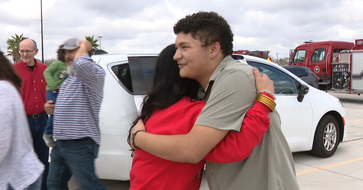 Robstown student makes choir history