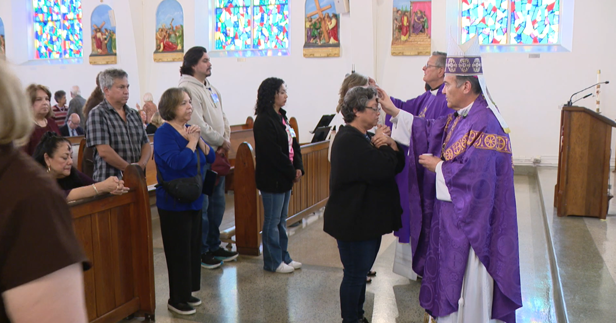 New bishop leads Ash Wednesday Mass in Corpus Christi