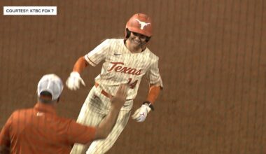 Tuloso-Midway grad Reese Atwood breaks Texas softball's career home run record