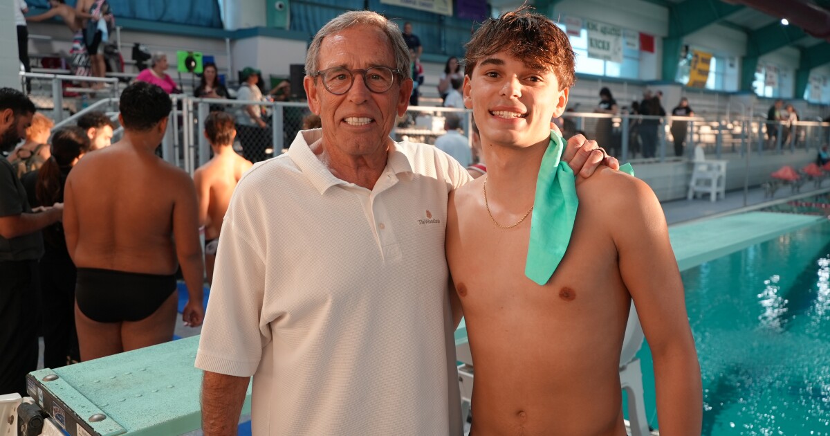 Noah Westbrook breaks King diving record, meets record holder Mark Brown