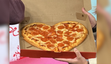 Peter Piper Pizza returns with heart-shaped pizzas