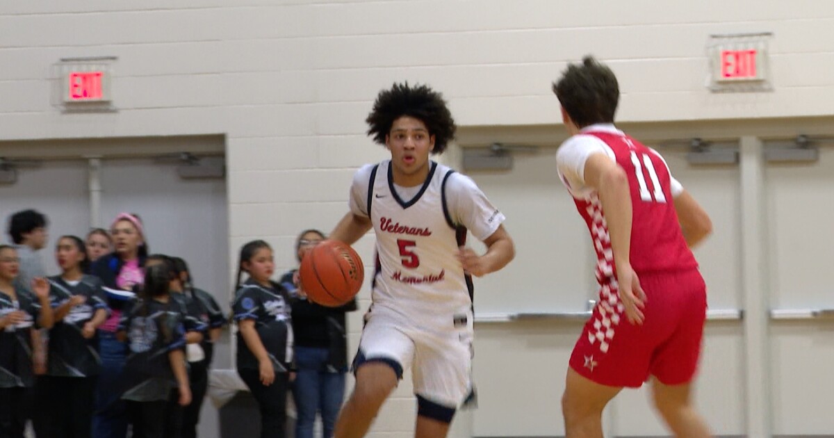 Veterans Memorial gets revenge on Ray, Eagles win 68-65