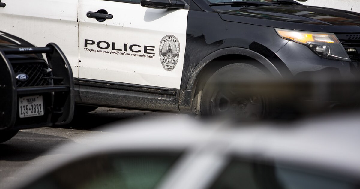 Austin police officer fired for punching man on Sixth Street