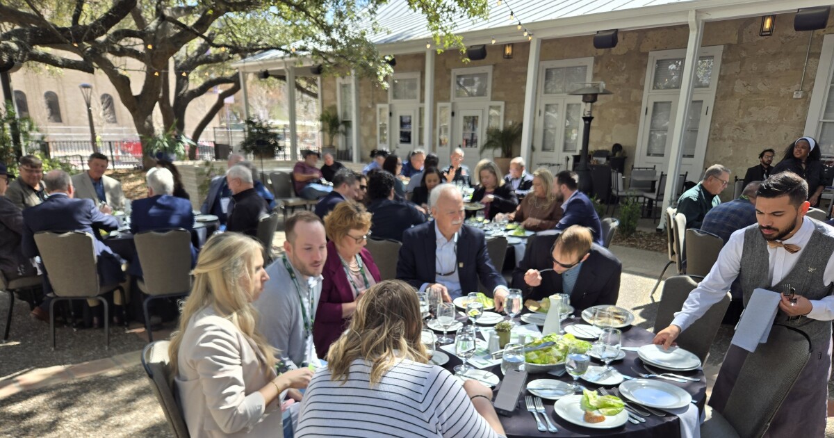 Trade agreement, grocery prices top farm gathering in San Antonio