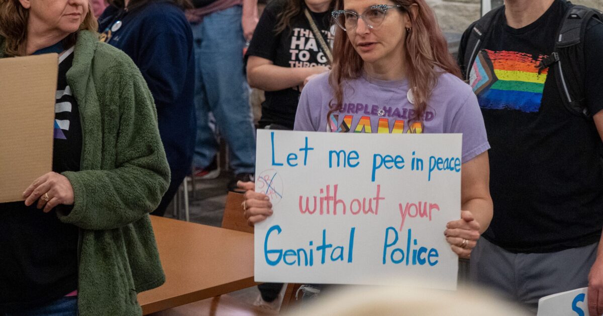 How will Kansas enforce its anti-transgender bathroom law? Texas' version has caused confusion | KCUR