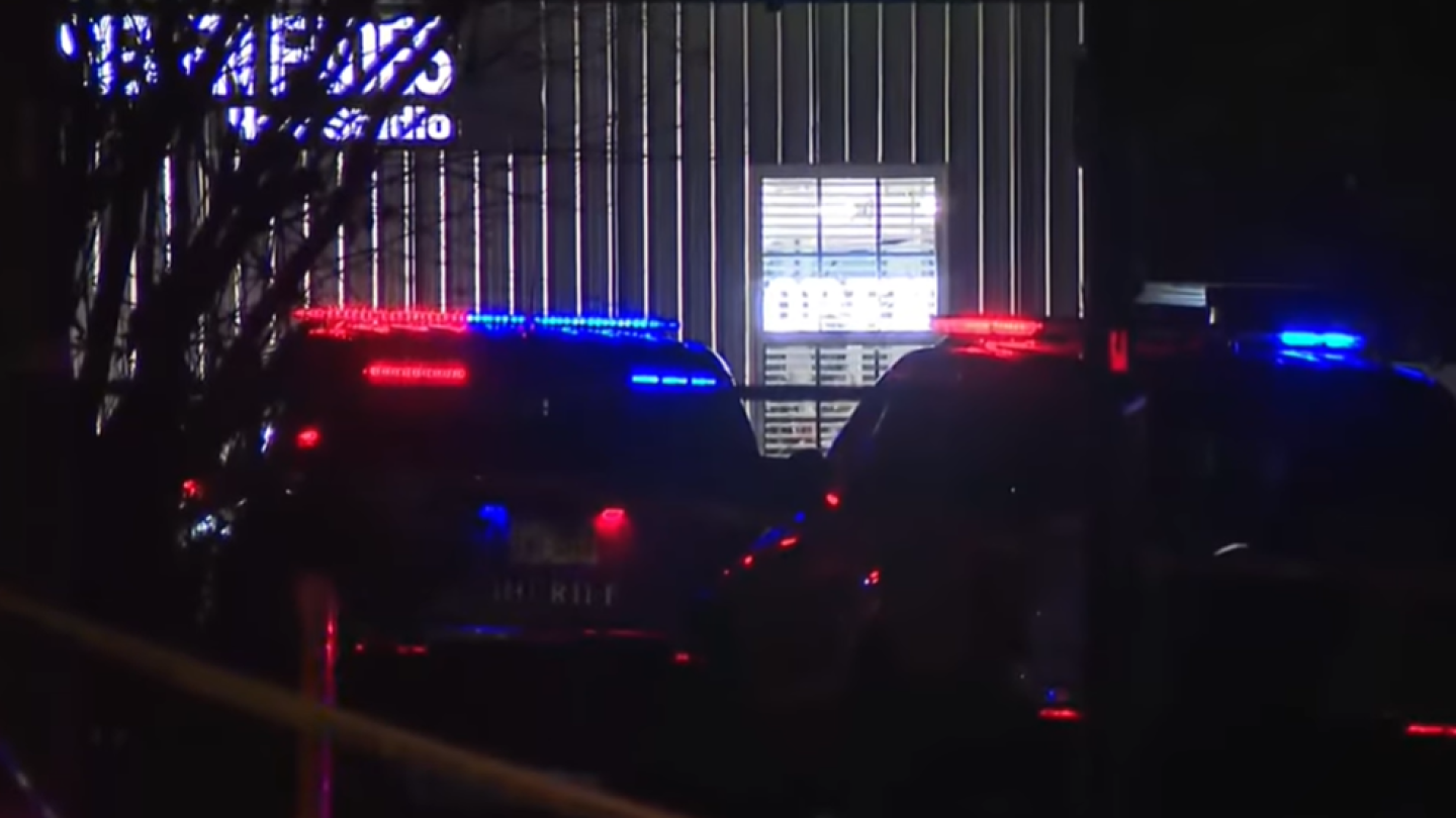 Off-duty Austin cop hailed as hero for stopping barbershop shooter