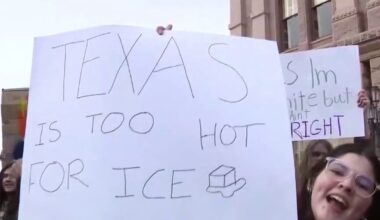 Texas student walkouts: TEA warns teachers, districts of consequences to demonstrations