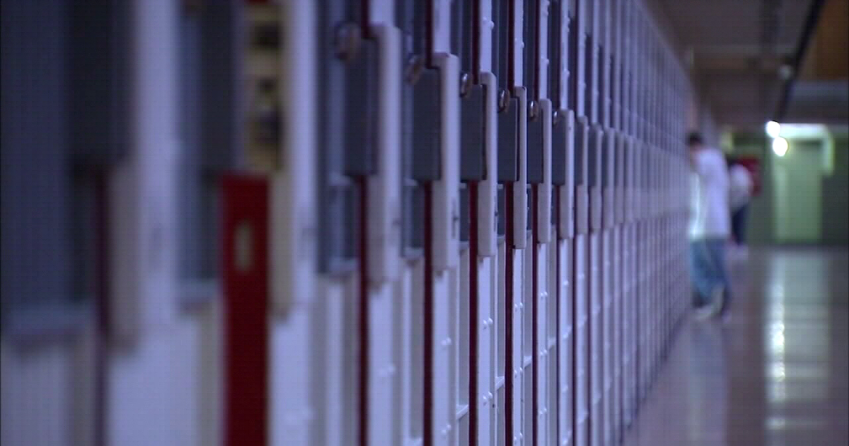 DOJ: Houston transplant doctor accused of falsifying records, stopping patient organ donations