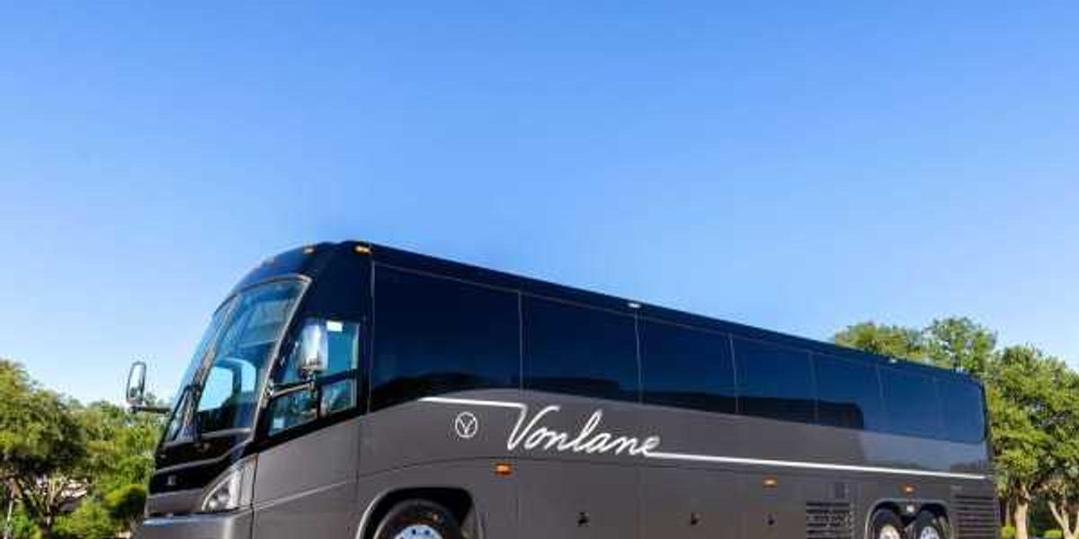 Vonlane ramps up luxe bus service from Fort Worth to Austin