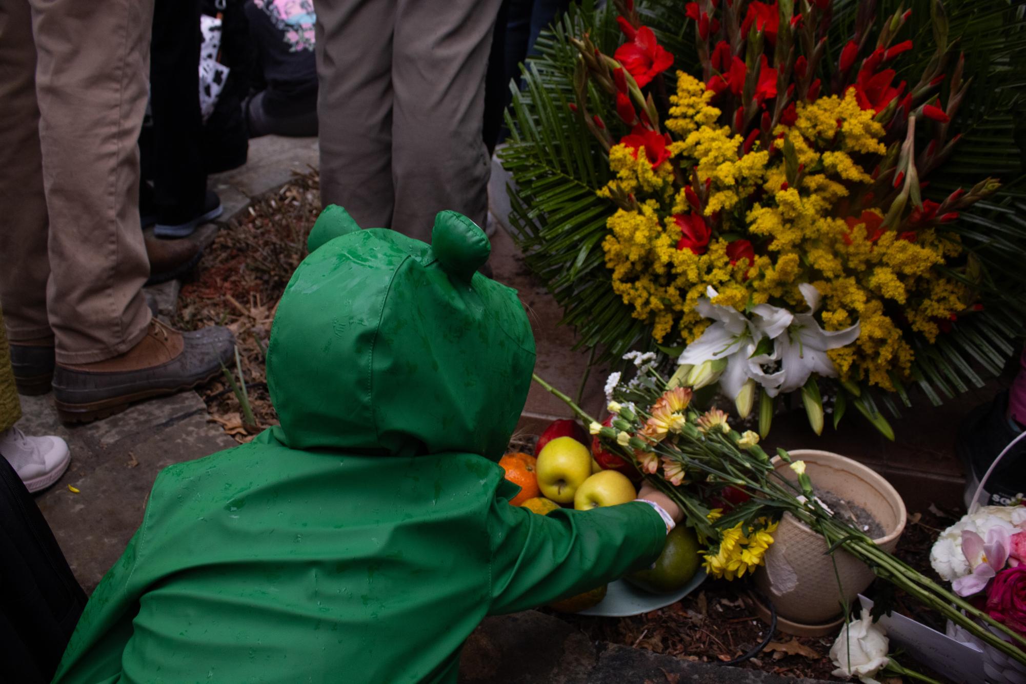Buddhist monks return to Southeast Fort Worth after 2,300 mile ‘Walk for Peace’