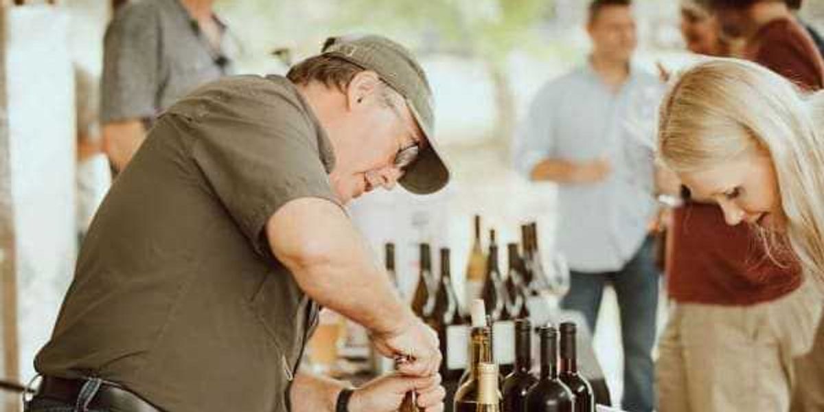 Texas wineries gather in Hill Country for tastings, panels