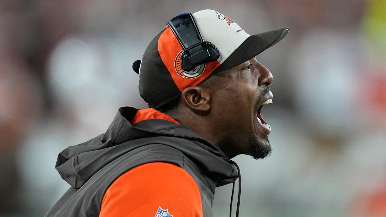 Updates: More offensive coaching changes