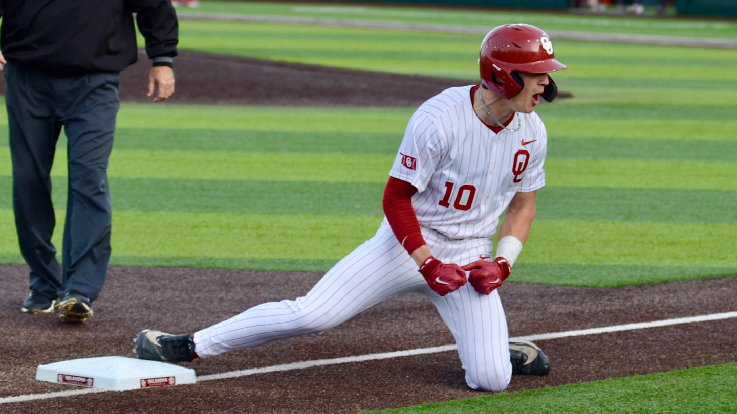 Oklahoma Rallies to Defeat Texas A&M in Bizarre SEC Opener