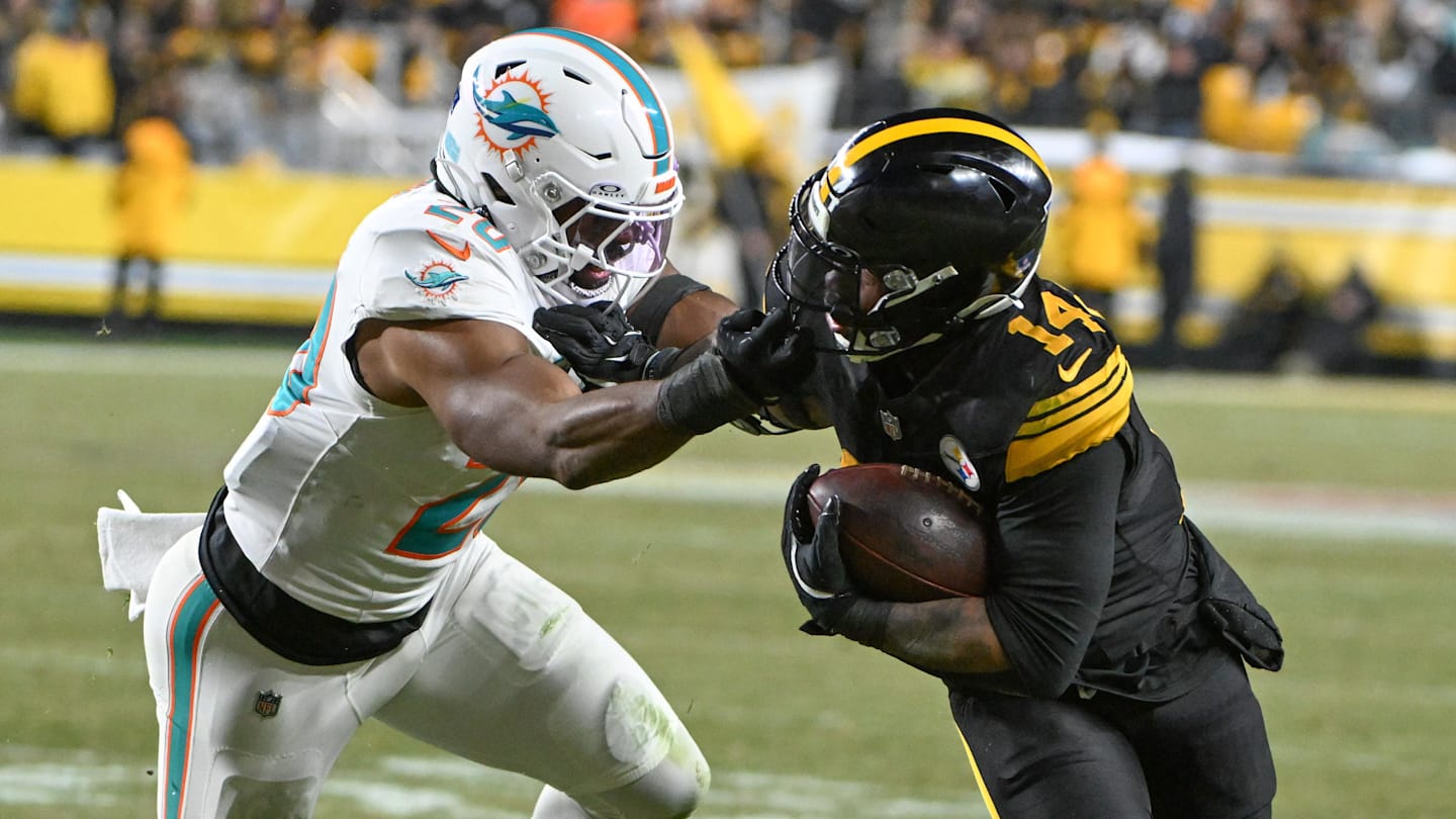 Cowboys, Miami Dolphins linebacker Jordyn Brooks