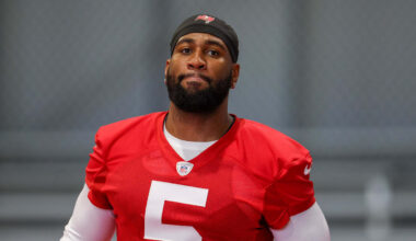 Cowboys Named Potential Landing Spot For 2x Pro Bowl EDGE on Value Deal