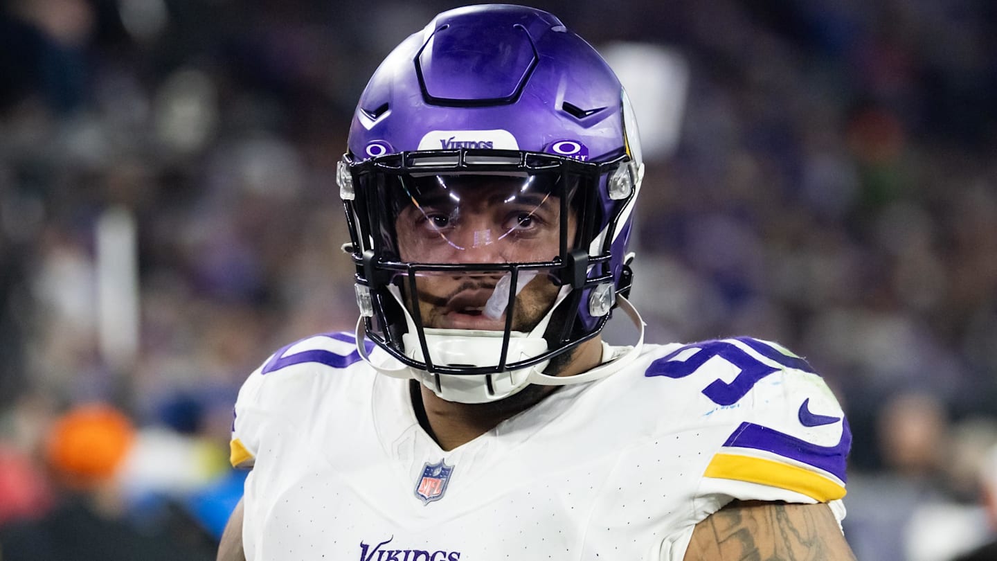 Dallas Cowboys Add 10-Year Veteran DL in Free Agency