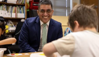 Lake Worth schools superintendent Ramirez resigns; trustees approve layoffs