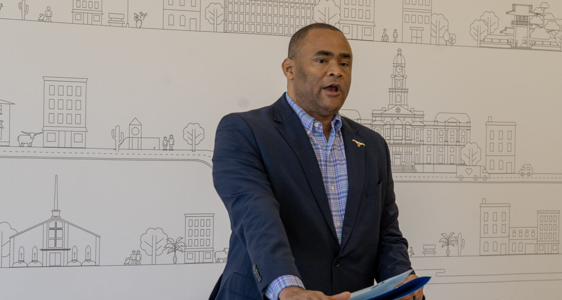Veasey announces $3.1M in federal funding for east Fort Worth affordable housing