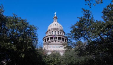 Federal appeals court allows Texas to enforce statewide drag ban – The Daily Texan