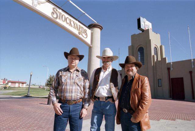 Nov. 13, 1988: Working to revive Billy Bob’s Texas honky-tonk in the Fort Worth Stockyards are, from left, Don Jury, Steven Murrin and Ken Brixey.
